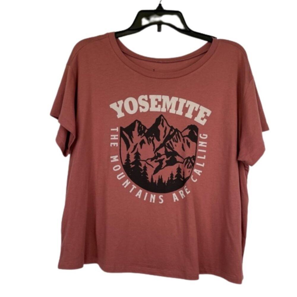 Torrid Yosemite blush pink cropped tee size 1